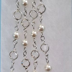 Chanelle & Pearls white (1147N) Touchstone Crystal by Swarovski